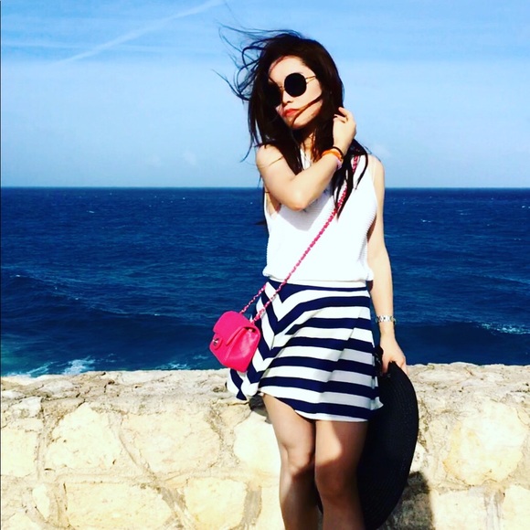 Forever 21 mini skirt - Picture 4 of 4